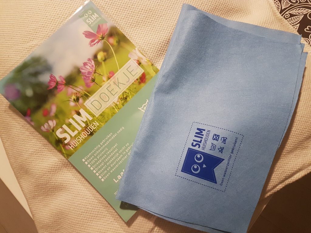 blauwe slimme huishoud doekje