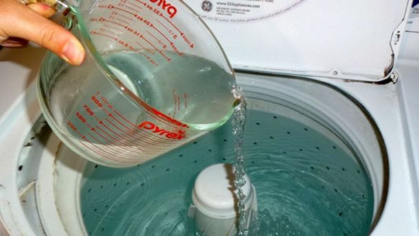 reinigen van wasmachine met azijn